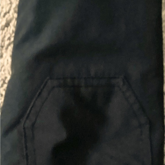 6/7  kids heavy winter coat, like new Great bundle deals! - Picture 3 of 5